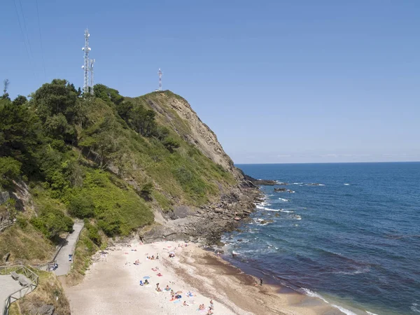 Cantabric deniz ve plaj Ribadesella Asturias