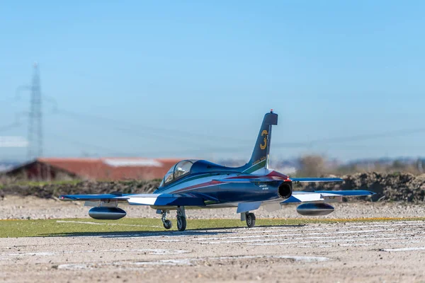 RC modellflygplan Aermacchi Mb 339 — Stockfoto