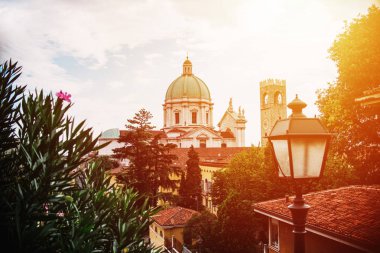 Brescia katedrali panoramik manzaralı. İtalya