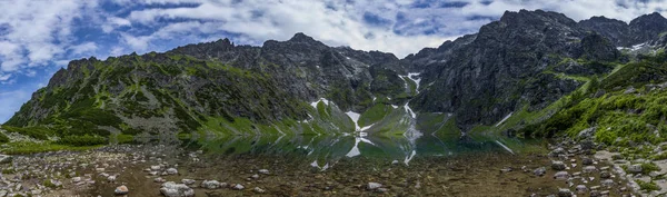 Panorama Las Montañas Rysy Tatra Lago Czarny Staw Polonia —  Fotos de Stock