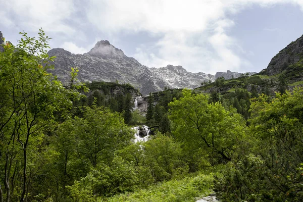 Cascata Czarny Staw Monti Tatra — Foto Stock