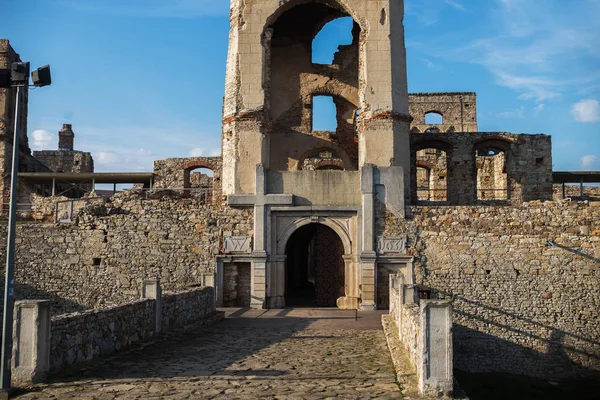 Исторические руины замка Krzyztopor в Swietokrzyskie, Польша — стоковое фото
