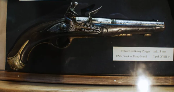 25-juin-2017 Gros plan sur l'arme de poing Zorger du XVIIIe siècle au musée des armes de Wroclaw, Pologne — Photo