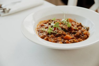 nohut güveç üzerinde yakın