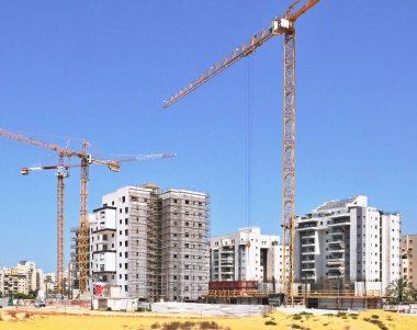 Binanın avlu şehir Holon İsrail'in yeni bir alanda Evleri Konut İnşaatı