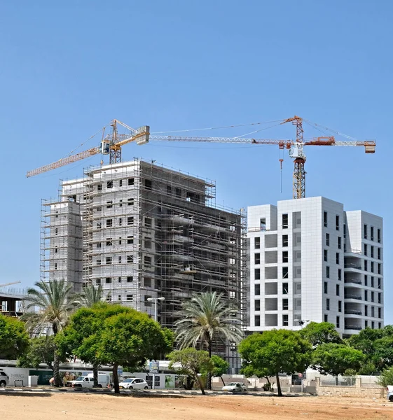 Budowa stoczni budowy mieszkań domów w nowej części miasta Holon w Izraelu — Zdjęcie stockowe