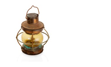 Retro bakır gaz fener portre üzerinde beyaz izole