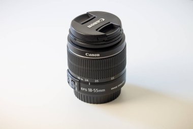 Canon Ef-S 18-55mm Lens.