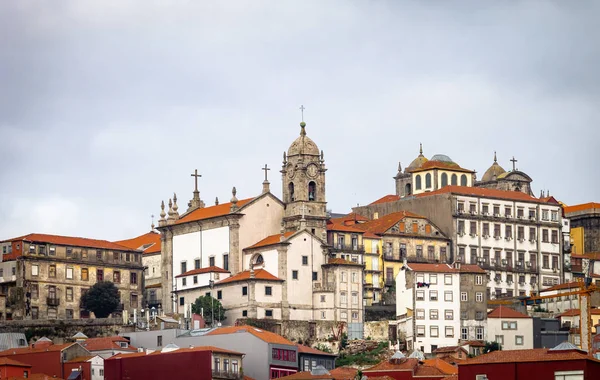 Vista Panorámica Del Paisaje Urbano Oporto Una Mañana Nublada —  Fotos de Stock