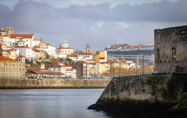 Vista Distanza Del Fiume Douro Con Margini Porto Gaia Che — Foto Stock