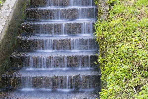 Escadas Água Artificial Queda — Fotografia de Stock
