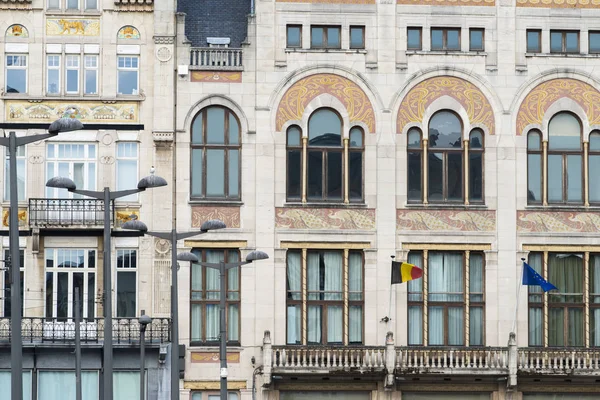 Antwerp Bélgica Julio 2015 Detalle Una Fachada Estilo Modernista Centro —  Fotos de Stock