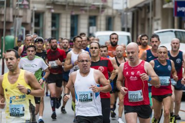 Pontevedra, İspanya: Ayrıntı yarım maraton şehir Pontevedra, 10 kms katılımcıların. Kentsel rota ve şehrin tarihi merkezine.