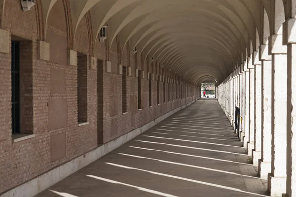 Portals Met Arcades Aranjuez Madrid — Stockfoto