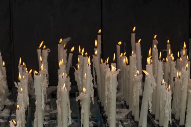 eski kadar mum yaktı atış yukarıya kapatmak