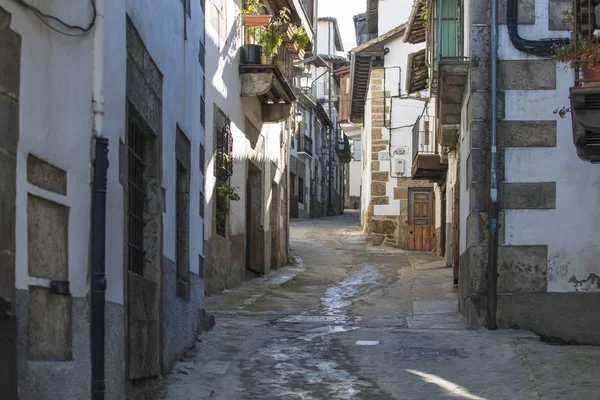 Diminishing Perspective View Narrow Street Old Buildings — Stock Photo, Image