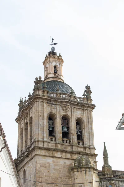 Auténtico Edificio Antiguo Con Campanario — Foto de Stock