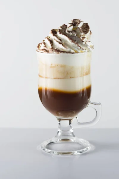 Bicchiere Bevanda Cacao Con Panna Montata — Foto Stock