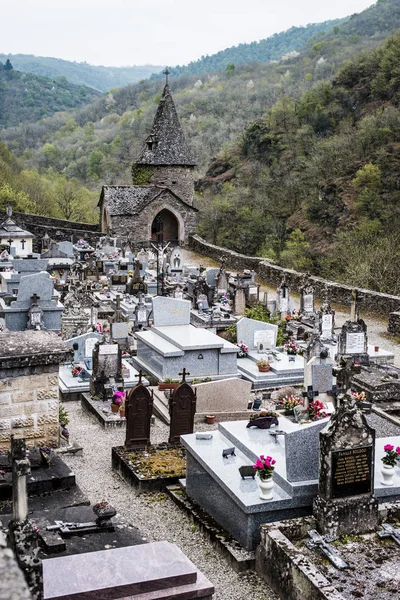 Conques Franciaország Április 2017 Általános Kilátás Temető Falu Amely Része — Stock Fotó