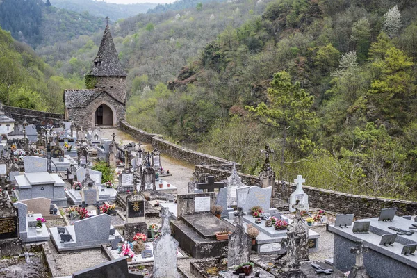 Conques Francja Kwietnia 2017 Ogólny Widok Cmentarz Wsi Który Jest — Zdjęcie stockowe