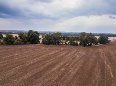 Kırsal alanda tarım alanının kahverengi toprak 