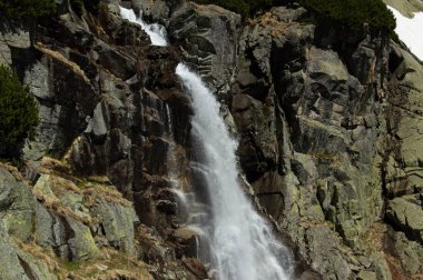 kayalık dağlık nehir şelale akan hareket atış