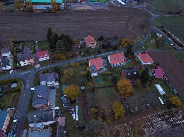 Luftaufnahme Von Häusern Und Landwirtschaftlichem Dorf — Stockfoto