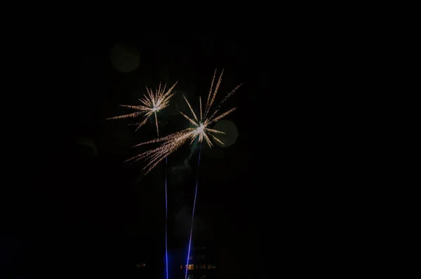 Disparo Minimalista Luces Fuegos Artificiales Movimiento Cielo Nocturno — Foto de Stock