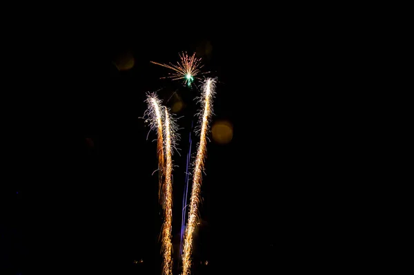 Disparo Minimalista Luces Fuegos Artificiales Movimiento Cielo Nocturno — Foto de Stock