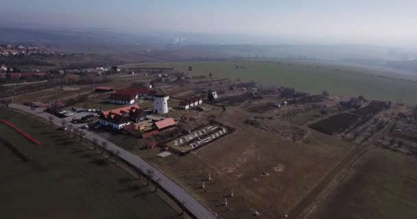 住宅の道 遠く農業シーンの空撮 — ストック動画