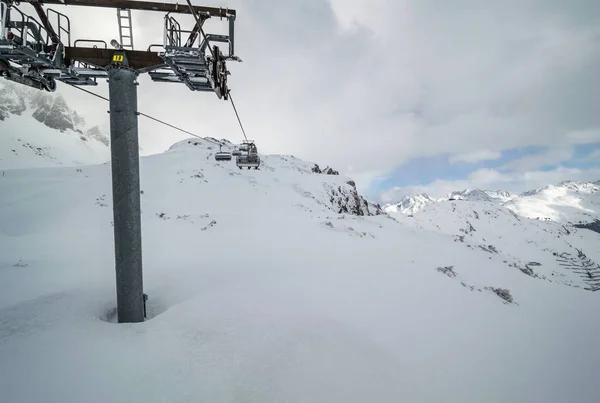 Kayak Merkezinde Kablo Araba Kayak Arlberg — Stok fotoğraf