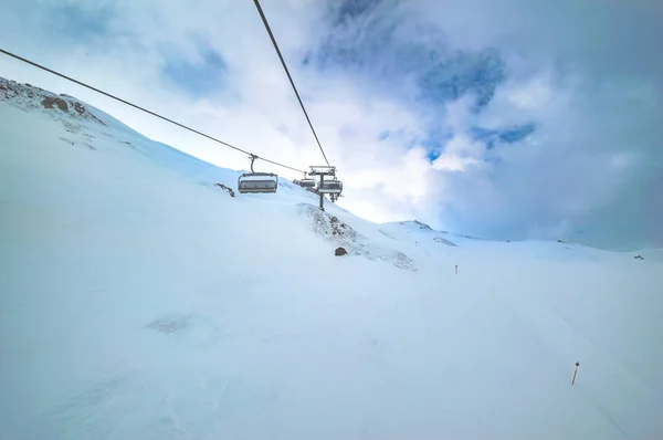 Kayak Merkezinde Kablo Araba Kayak Arlberg — Stok fotoğraf