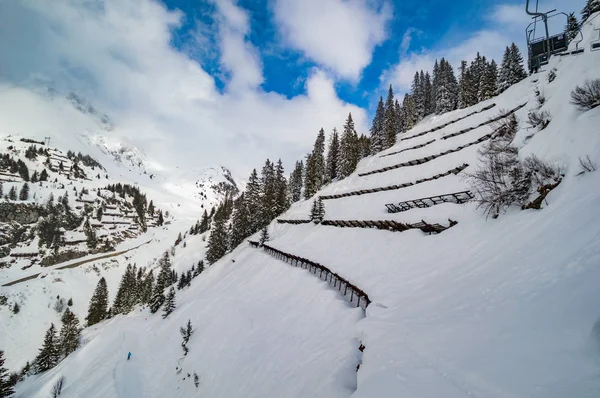 奥地利阿尔卑斯山滑雪胜地Ski Arlberg — 图库照片