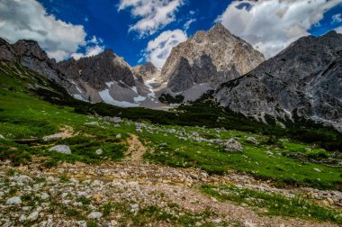 Avusturya Alpleri'nde güzel dağlar