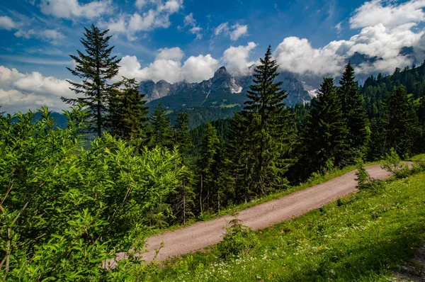 Petite Route Montagne Dans Les Alpes Autrichiennes — Photo