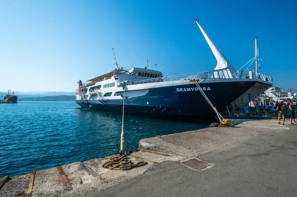 Kryssningsfartyg Hamn Kreta Royaltyfria Stockfoton