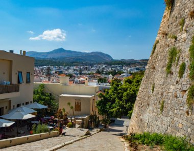 Rethymno şehrinden Fortezza 'nın görüntüsü