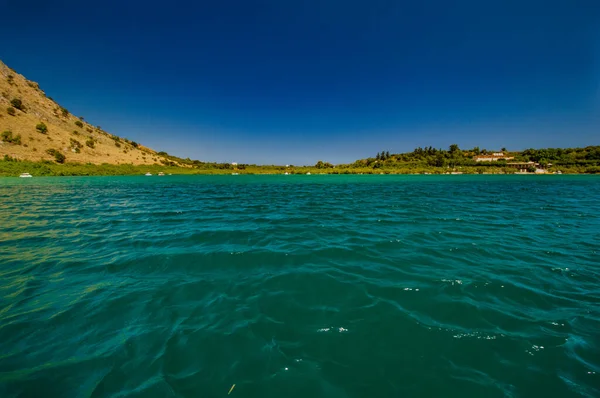 ギリシャのクレタ島のクルナス湖 — ストック写真