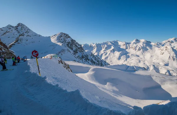 Vista Sobre Los Alpes Nevados Solden —  Fotos de Stock
