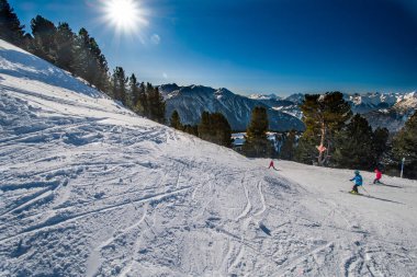 Oetztal 'daki Acherkogel Dağı' nda kayak pisti.