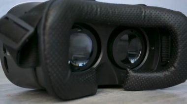 çalışma, bir oyun oynarken yerde döşeme 3d 360 Vr sanal gerçeklik gözlük