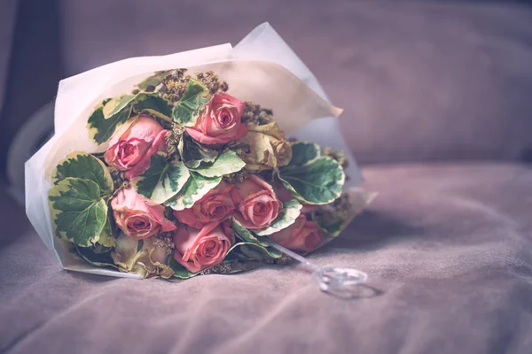 Merah Mawar Layu Stok Foto Merah Mawar Layu Gambar Bebas Royalti Halaman 13 Depositphotos