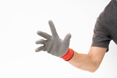 Kırmızı Anti Slip eldiven ile adam el