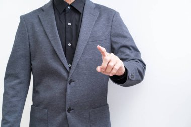 El işaret ile tanınamaz işadamı