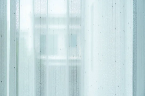 Закрыть окно прозрачный фон занавески — стоковое фото