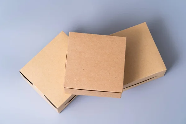 Braune Papierschachtel Für Lebensmittelverpackungen Karton Auf Grauem Hintergrund — Stockfoto