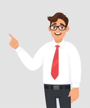 Alanı yan, kopyalamak için genç işadamı işaret eden bir ele reklam ürün, kavramını tanıtmak bir şey. Adam sunan jest veya işareti gösterir. Gri/gri arka plan resimde çizgi film.