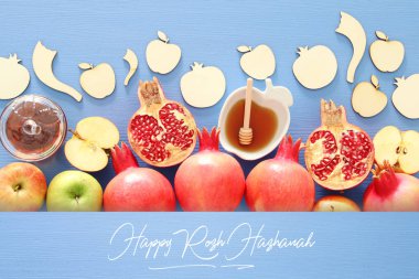 Rosh hashanah (Yahudi Yeni Yıl Tatili) konsepti. Geleneksel semboller