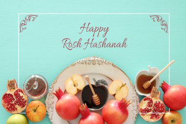 Rosh hashanah (Yahudi Yeni Yıl Tatili) konsepti. Geleneksel semboller
