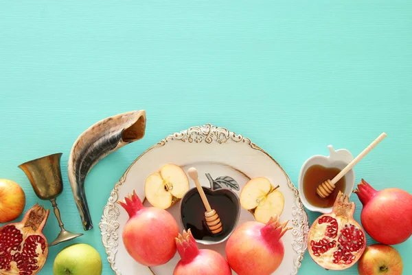 Rosh hashanah (Yahudi Yeni Yıl Tatili) konsepti. Geleneksel semboller